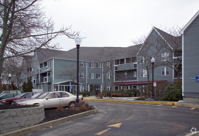 Colony House Apartments - Colony House Apartments