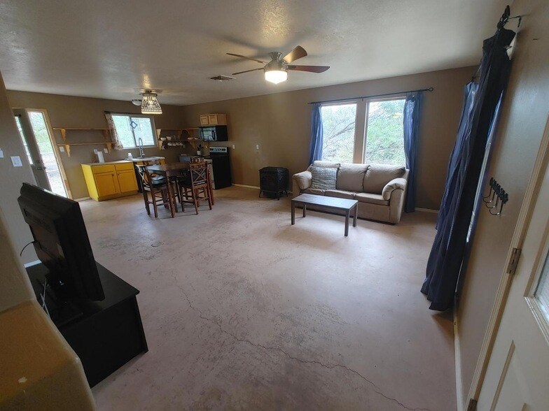 Photo - 170 El Cerro Lp Townhome