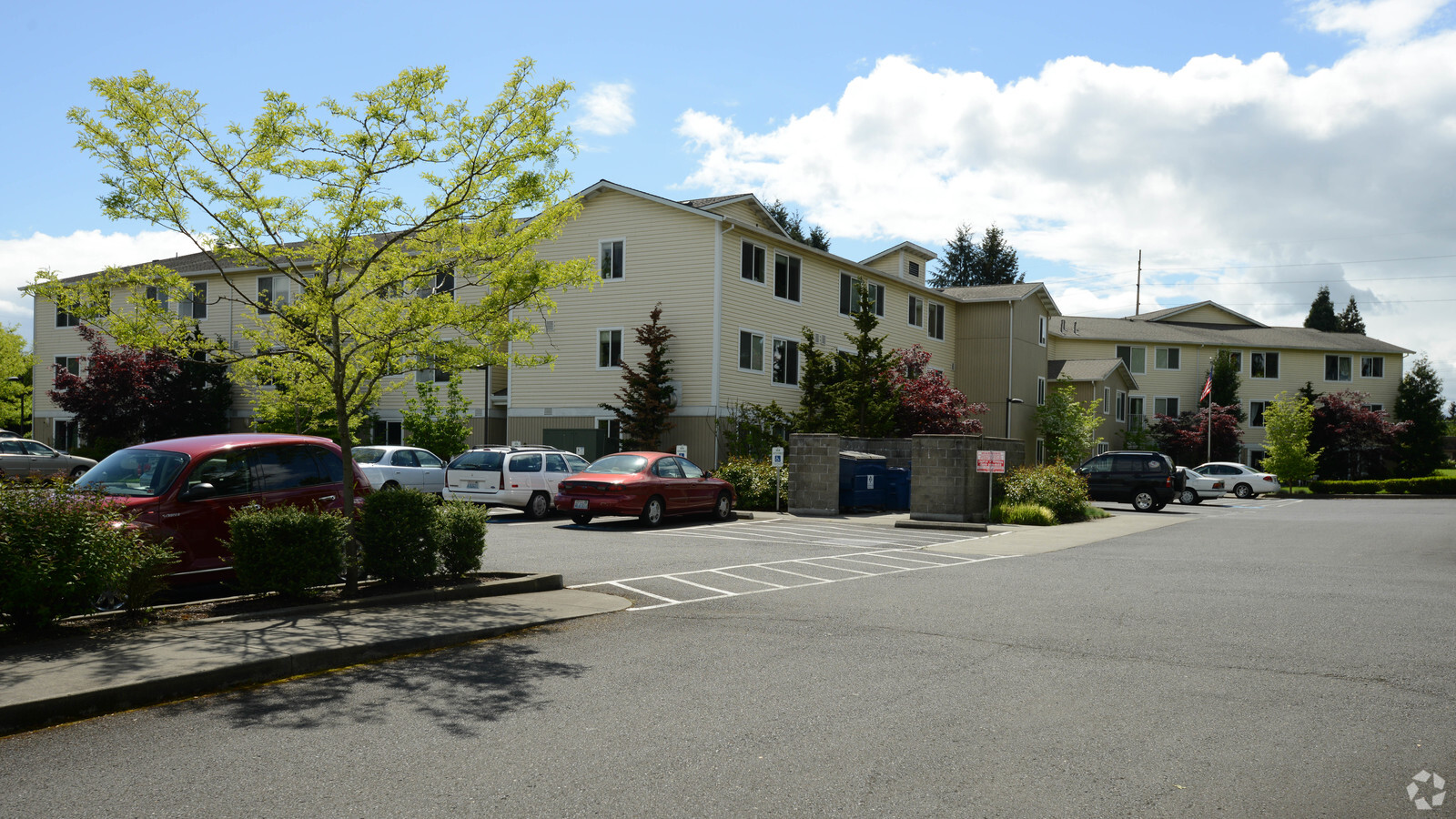 Photo - Walnut Grove Apartments