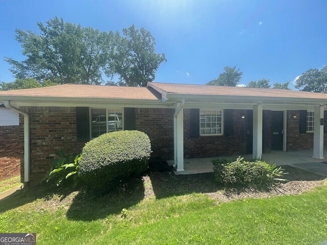 Photo - 140 Mt Zion Rd SE Rental