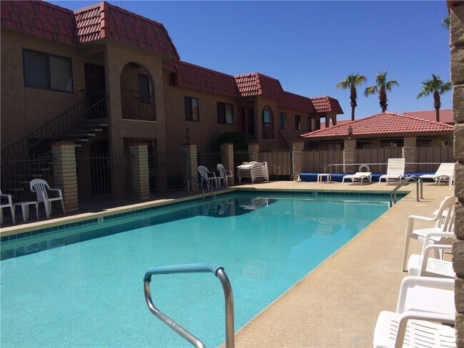 Building Photo - 2085 Mesquite Ave Rental