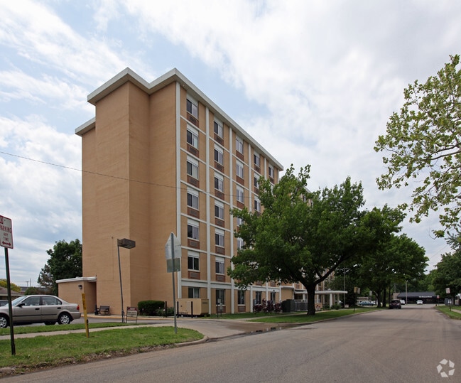 55+ Communities & Senior Living in Topeka, Kansas After55