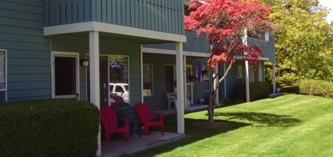 Primary Photo - Pine Road Village Rental