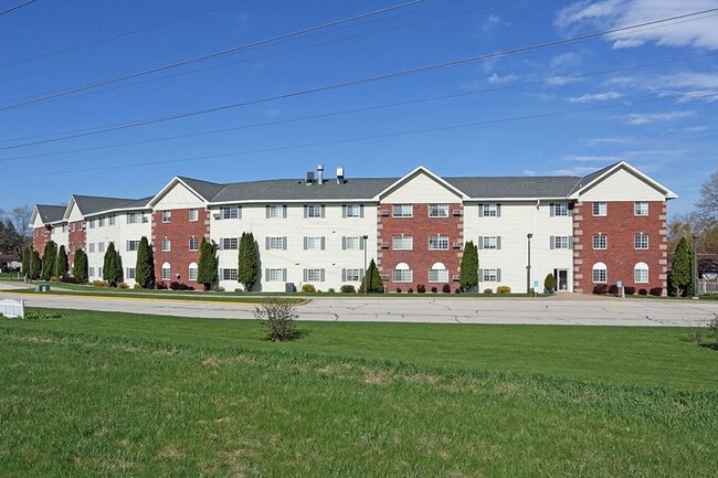 Photo - BAY MANOR APARTMENTS