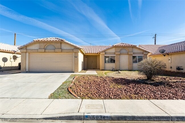 Photo - 5034 Lark Canyon Ct Rental