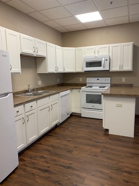 Floor Plan - 1 Bed 1 Bath w/ Den (1A)