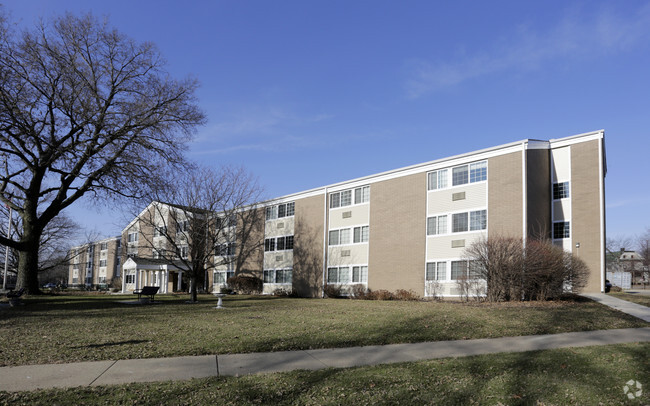 Schlarman House - Schlarman House Apartments