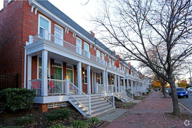 Building Photo - Cary West/St. Andrews/Randolph/Grove Rental