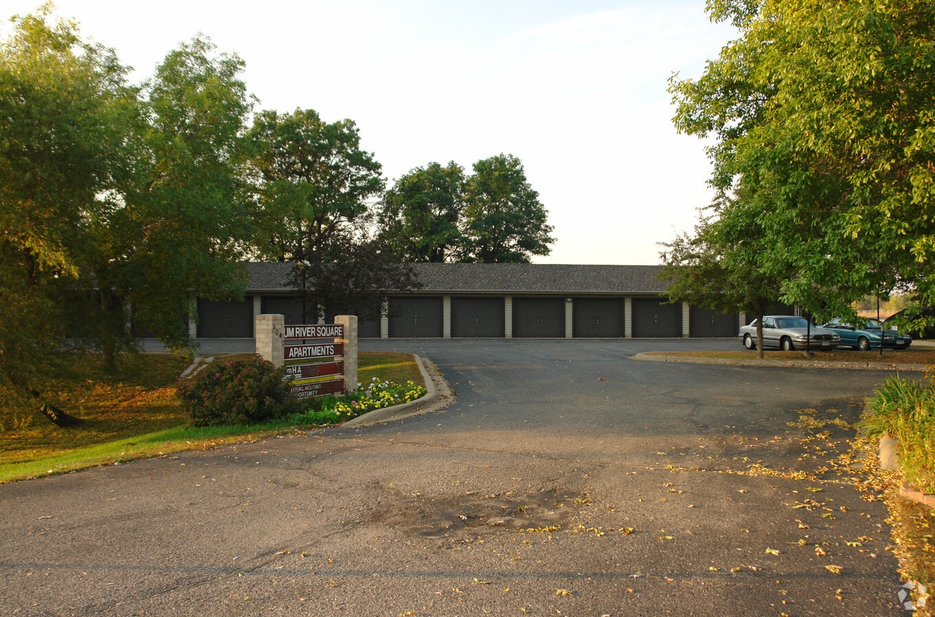 Photo - Rum River Square Apartments