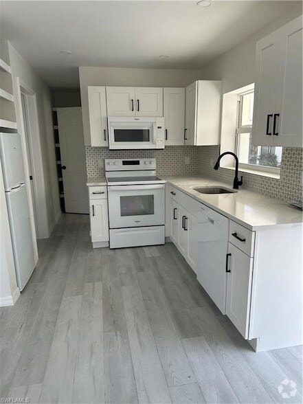 Building Photo - 5324 Floridan Ave Rental
