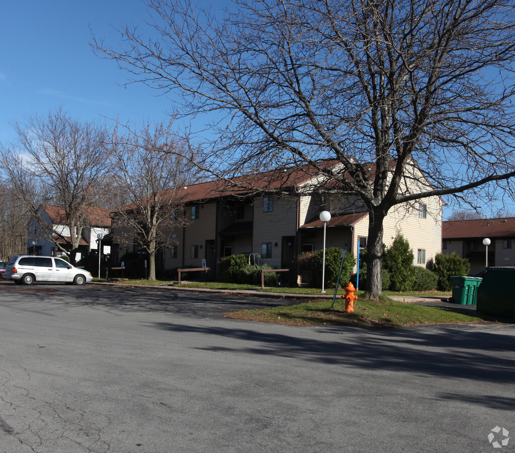 Conifer Village Apartments - Conifer Village Apartments