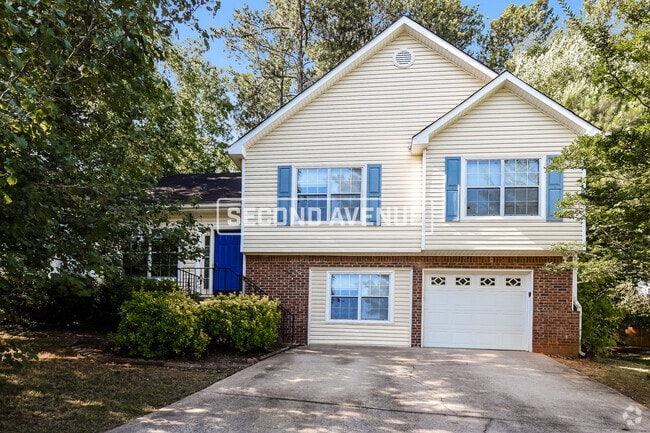 Building Photo - 2005 Chesterfield Dr Rental