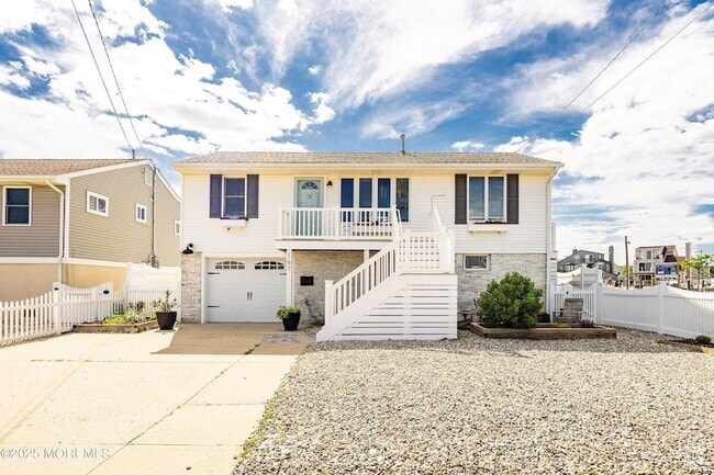 Building Photo - 167 4th Ave Rental
