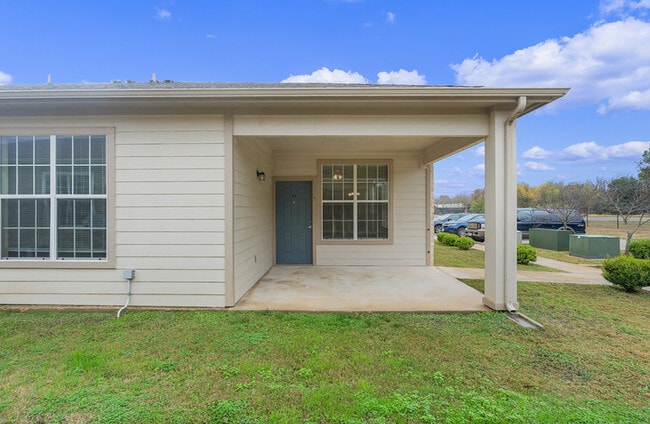 Photo - Comfort Place - Senior Living Apartments