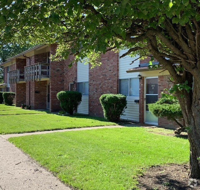 Building Photo - Sherman Village Rental