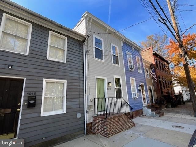 Photo - 1014 Queen St Townhome