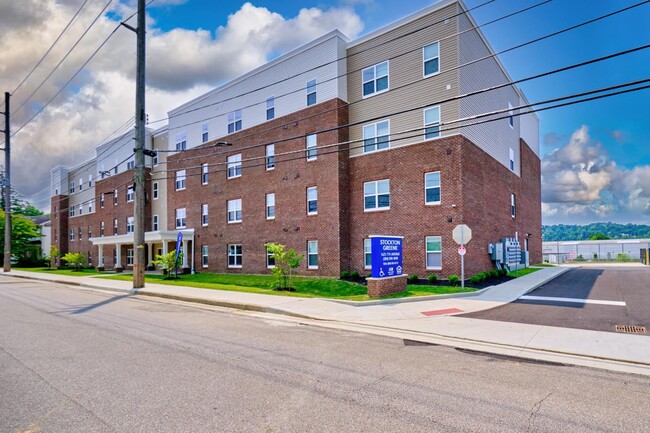 Building Photo - Stockton Greene Rental