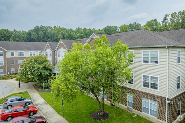 Building Photo - Arlington Estates Apartments