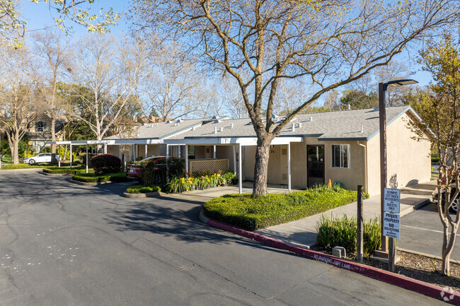 Photo - Olympic Cottages Apartments