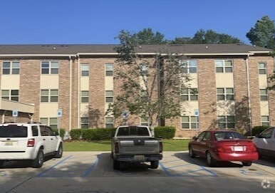Building Photo - Winwood Manor Rental