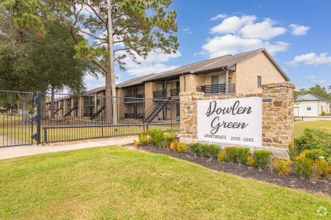 Building Photo - Dowlen Green Apartments