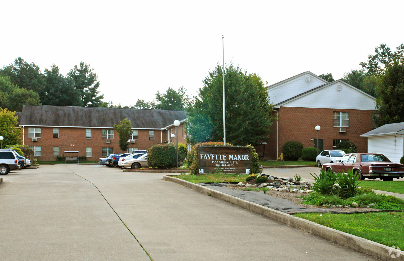 Fayette Manor Apartments - Fayette Manor Apartments