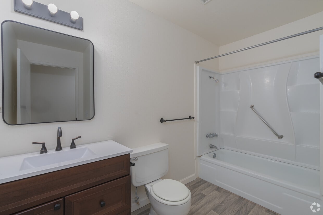 Floor Plan - 2Bed/1Bath