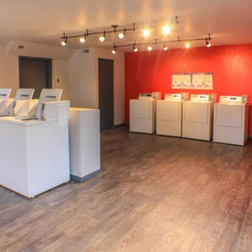 Floor Plan - 2 Bed/1 Bath