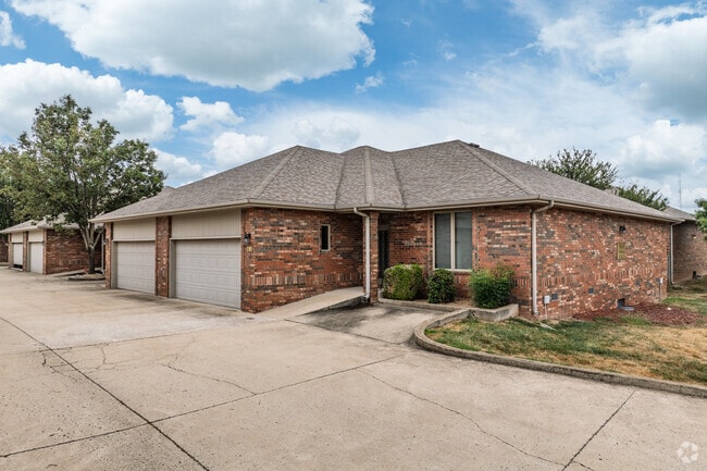 Building Photo - Kickapoo Prairie Retirement Rental