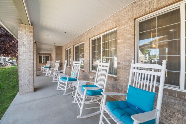 Community Exterior - Highland Trail Senior Apartments