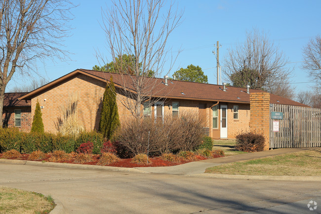 Building Photo - Spring Meadows Rental