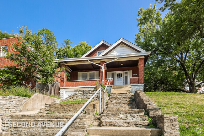 Building Photo - 2632 Queen City Ave Rental