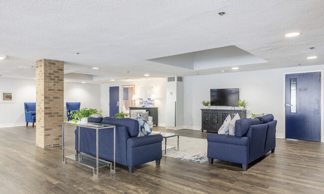 Building Photo - Serenity Towers at Brockton