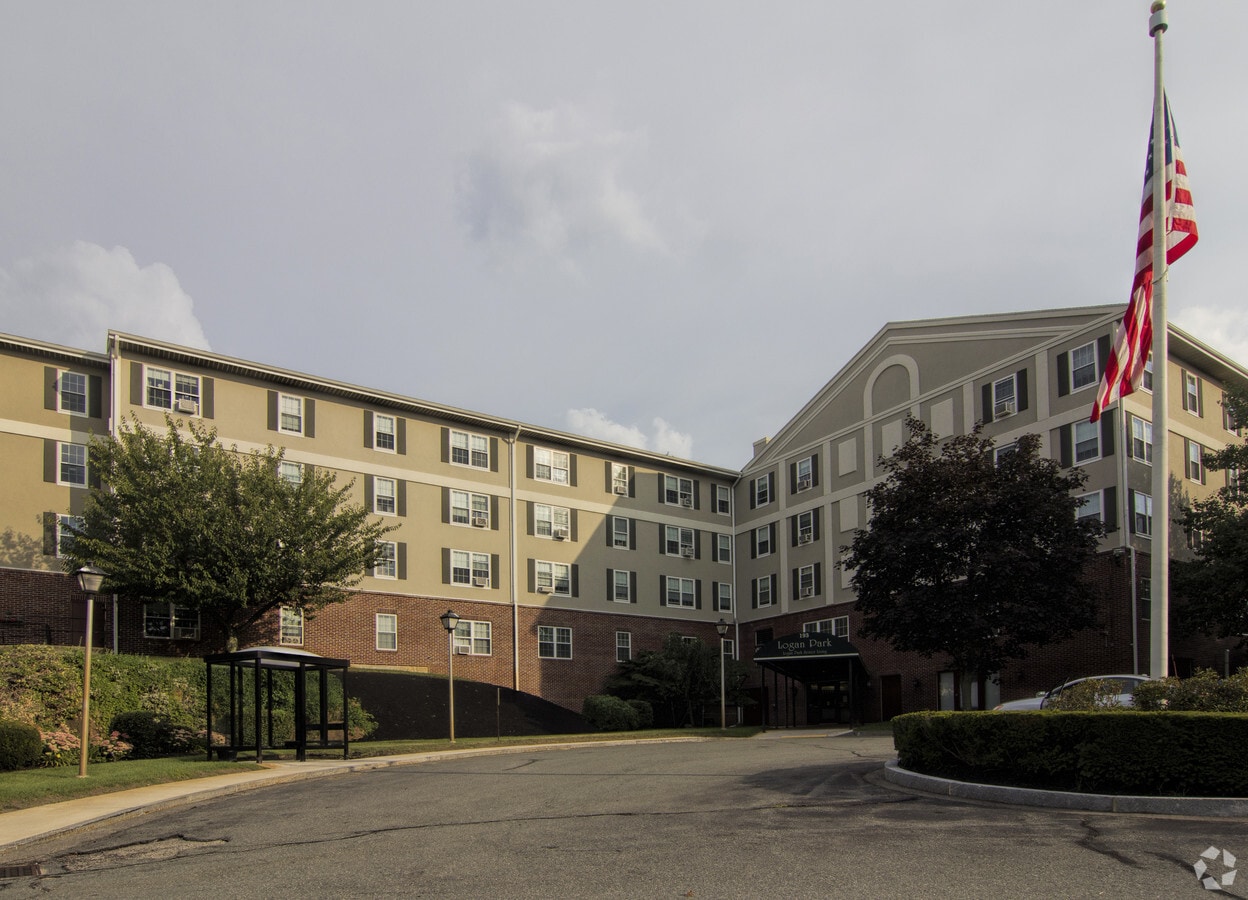 Logan Park Senior Living Apartments Braintree Town, Massachusetts 0