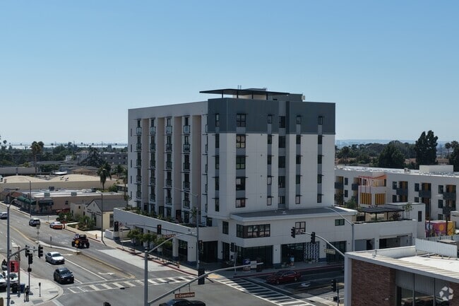 Building Photo - Congregational Place