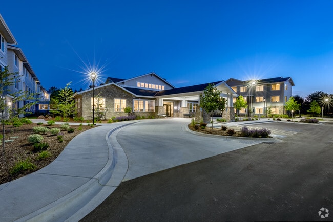 Revel Eagle - Revel Eagle Rental