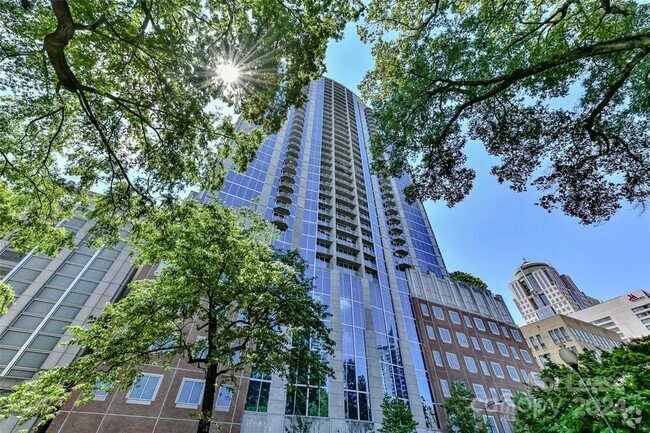 Building Photo - 210 N Church St Rental