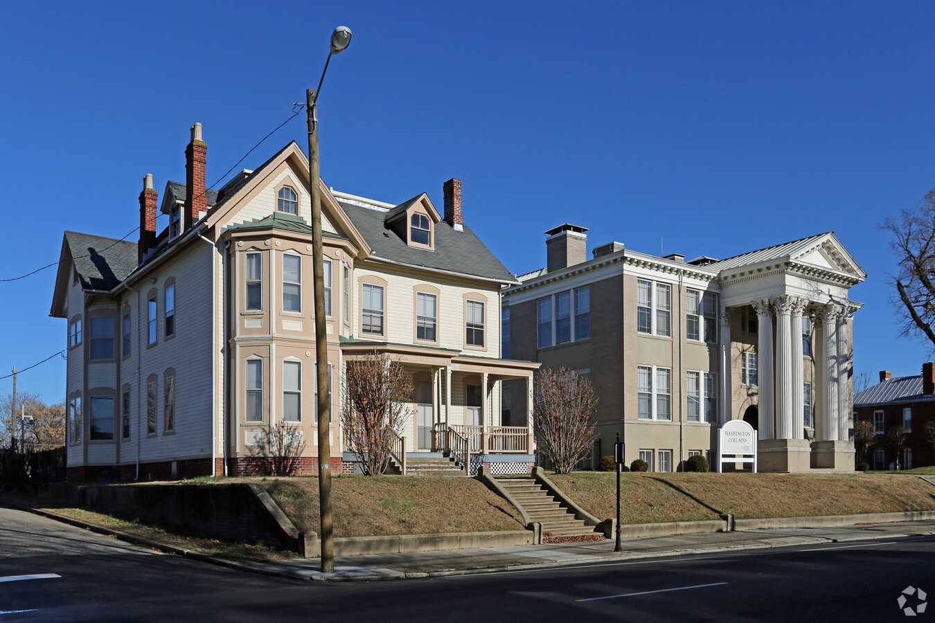 Photo - Washington Columns Apartments