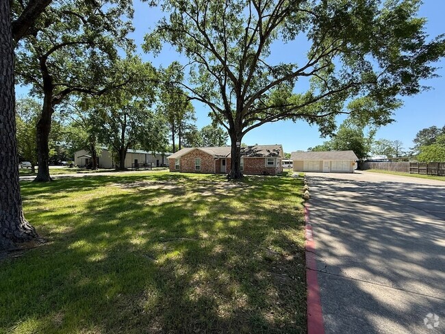 Building Photo - 18219 Strack Dr Rental
