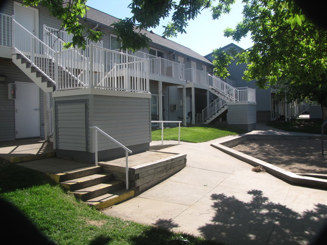 Building Photo - Harrison Apartments