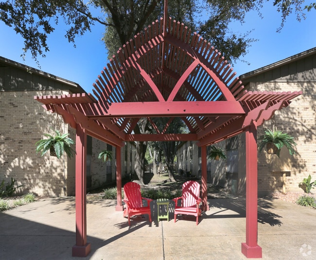 Redbird Village Apartments Duncanville, Texas 1 unit available