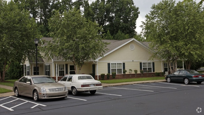 Primary Photo - Forest Glen Rental
