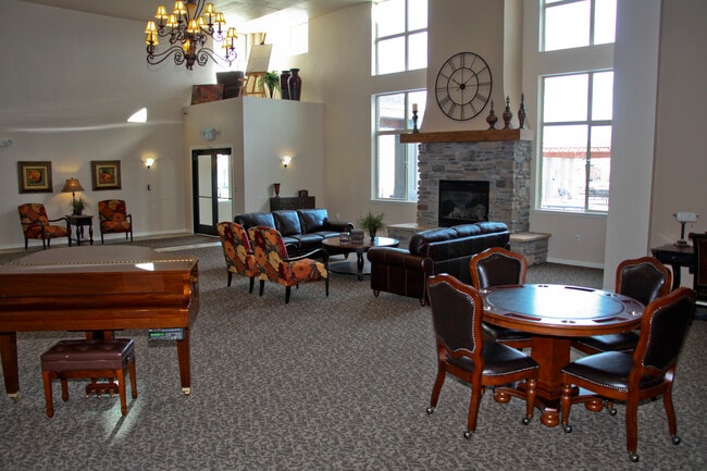 Building Photo - Silvercrest