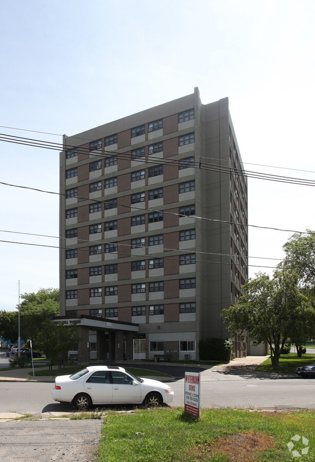 Photo - Forest Hill Towers Apartments