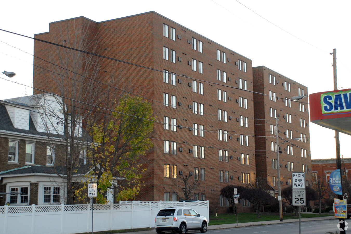 Philipsburg Towers - Philipsburg Towers Apartments