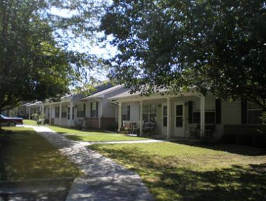 Photo - Brooks Lane Apartments