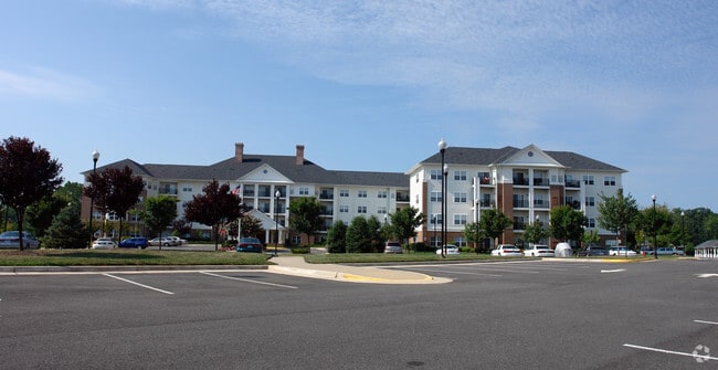 Building Photo - Evergreens at Smith Run Rental