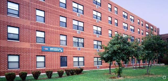 Primary Photo - Hayes Manor Senior Housing Rental