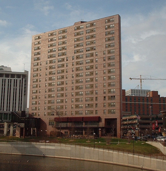View to the West across the Zumbro River - Fontaine Towers Rental
