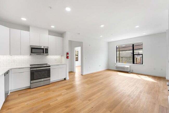 Photo - 175 W 7th St Rental